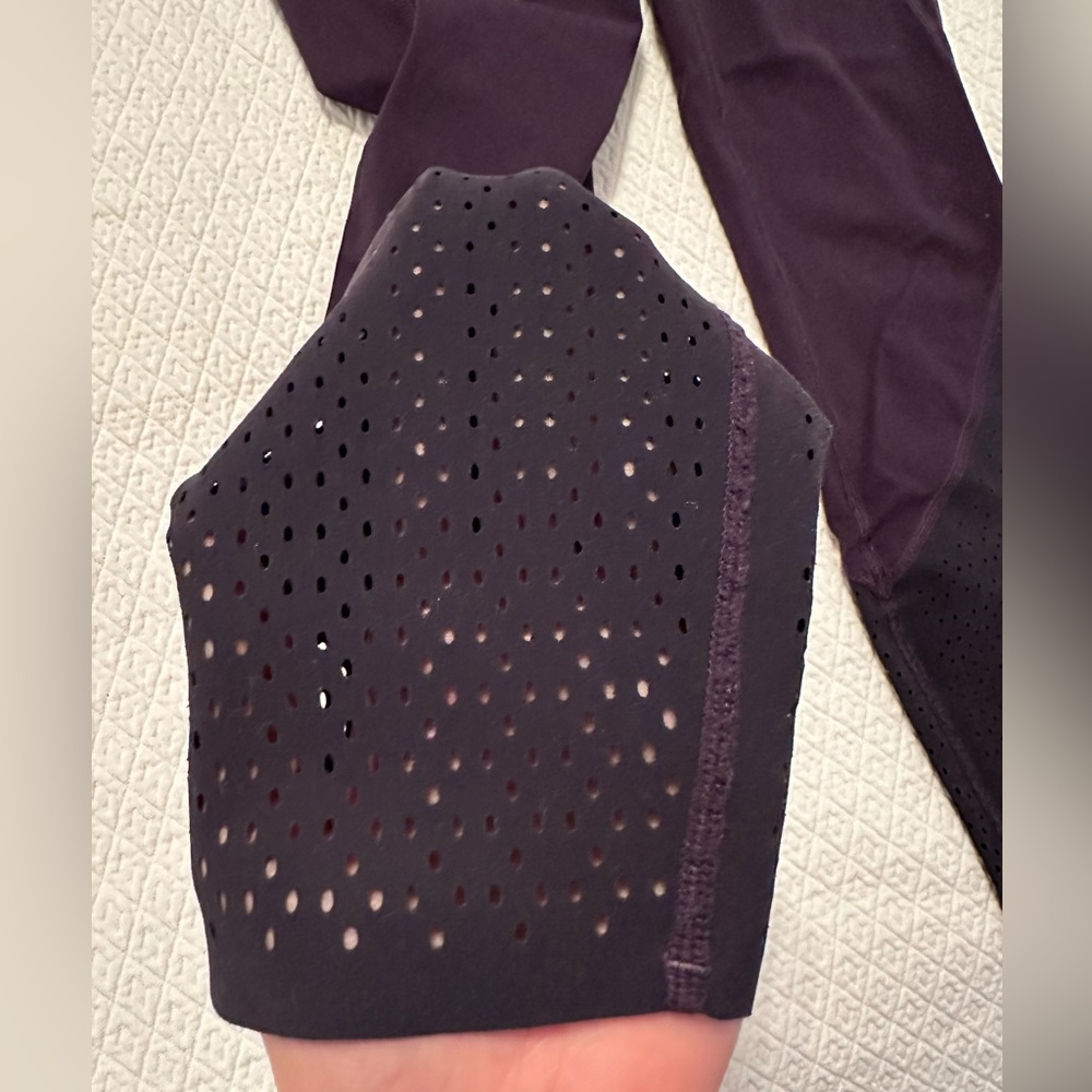 Lululemon Anew Legging, size 6. - Picture 3 of 5